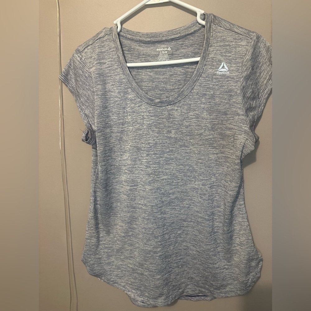 Reebok Gray Fitted Cap Sleeve T-Shirt